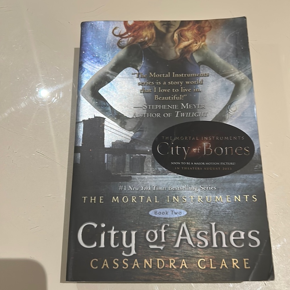 Cassandra Clare- City of Ashes